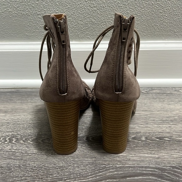 Qupid Faux Suede Lace Up Peep Toe Ankle Bootie Laser Cut 3 inch Block Heel Taupe - Picture 5 of 17